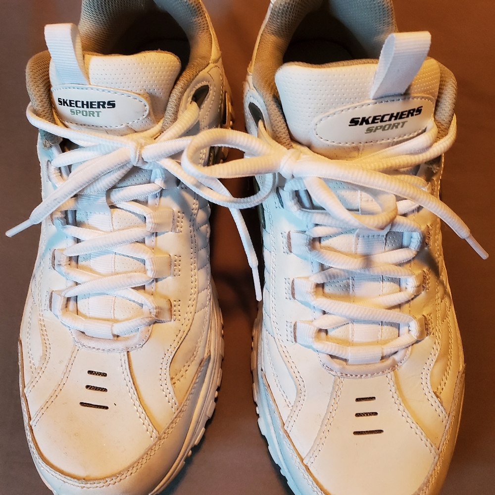 Men's Sketchers Like New!